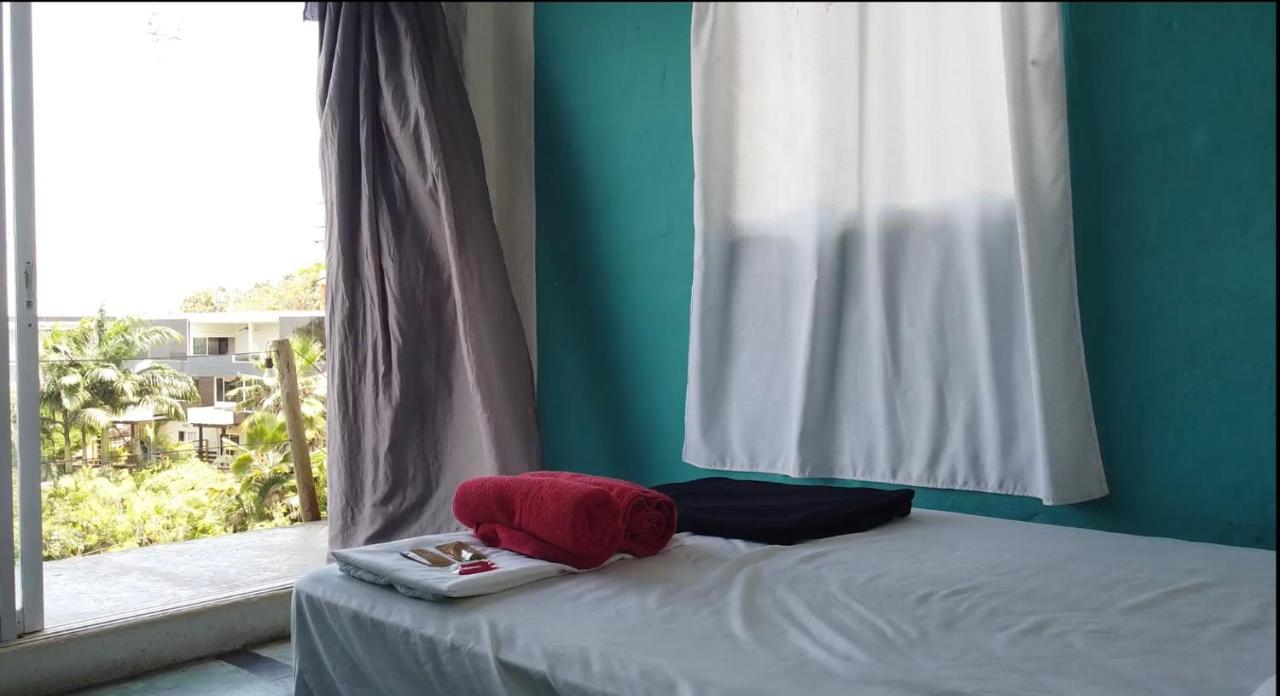 Kiwi Suites Hostel Montañita Extérieur photo
