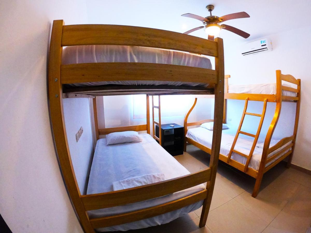 Kiwi Suites Hostel Montañita Extérieur photo
