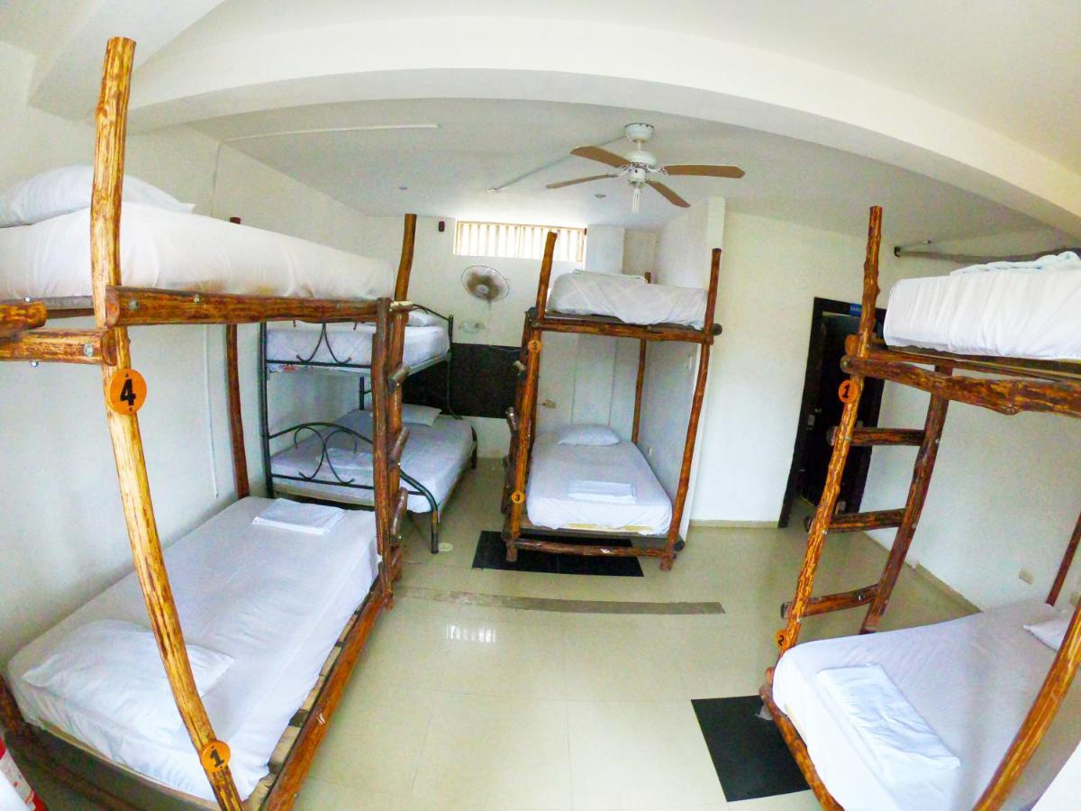 Kiwi Suites Hostel Montañita Extérieur photo