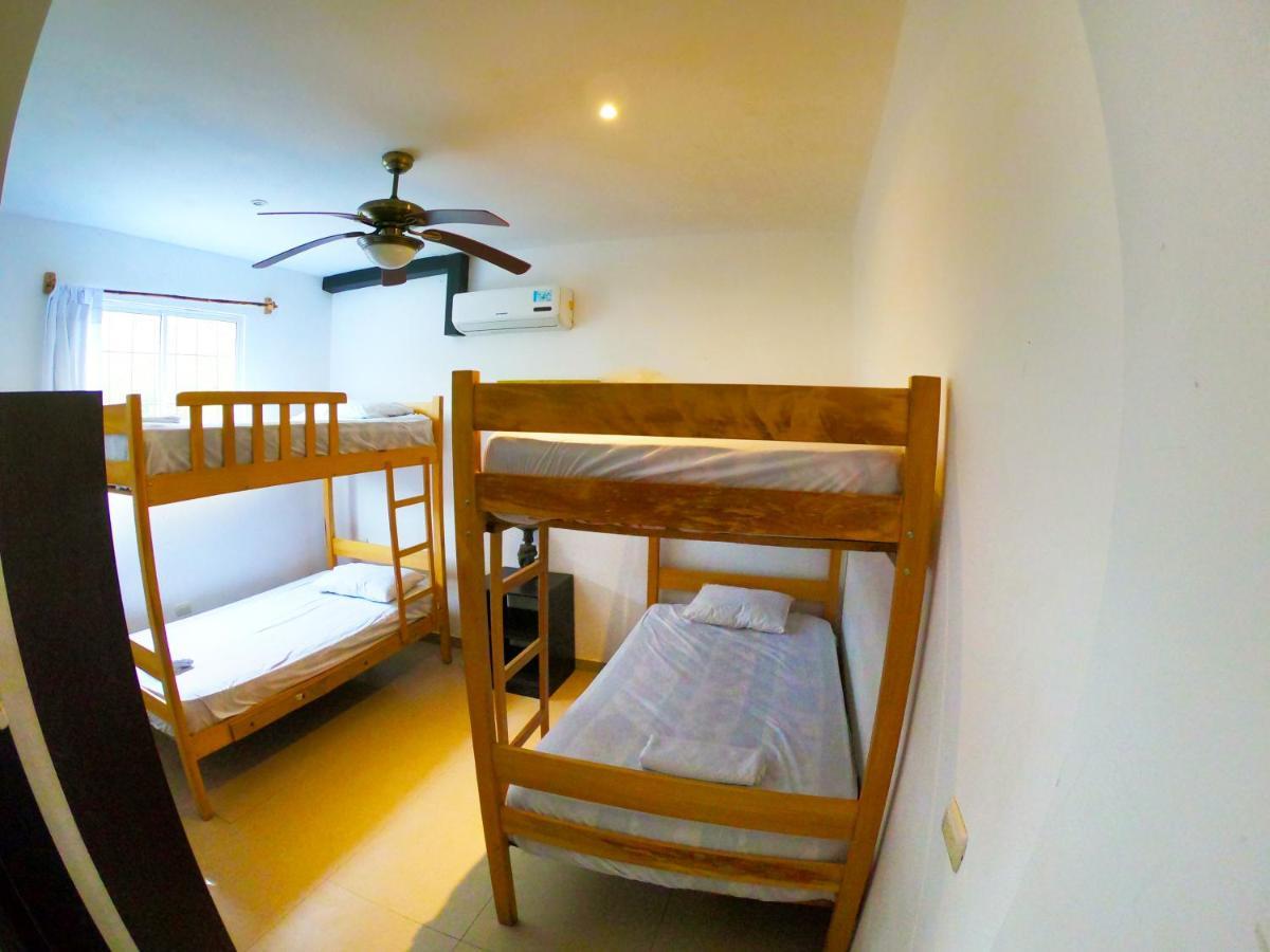 Kiwi Suites Hostel Montañita Extérieur photo