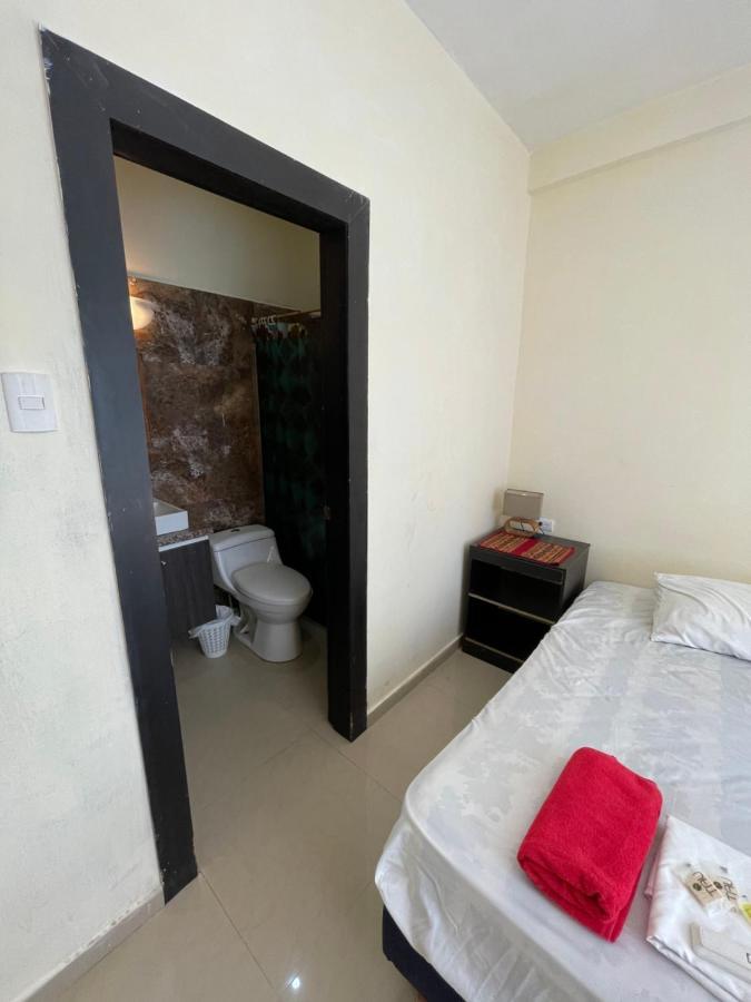 Kiwi Suites Hostel Montañita Extérieur photo