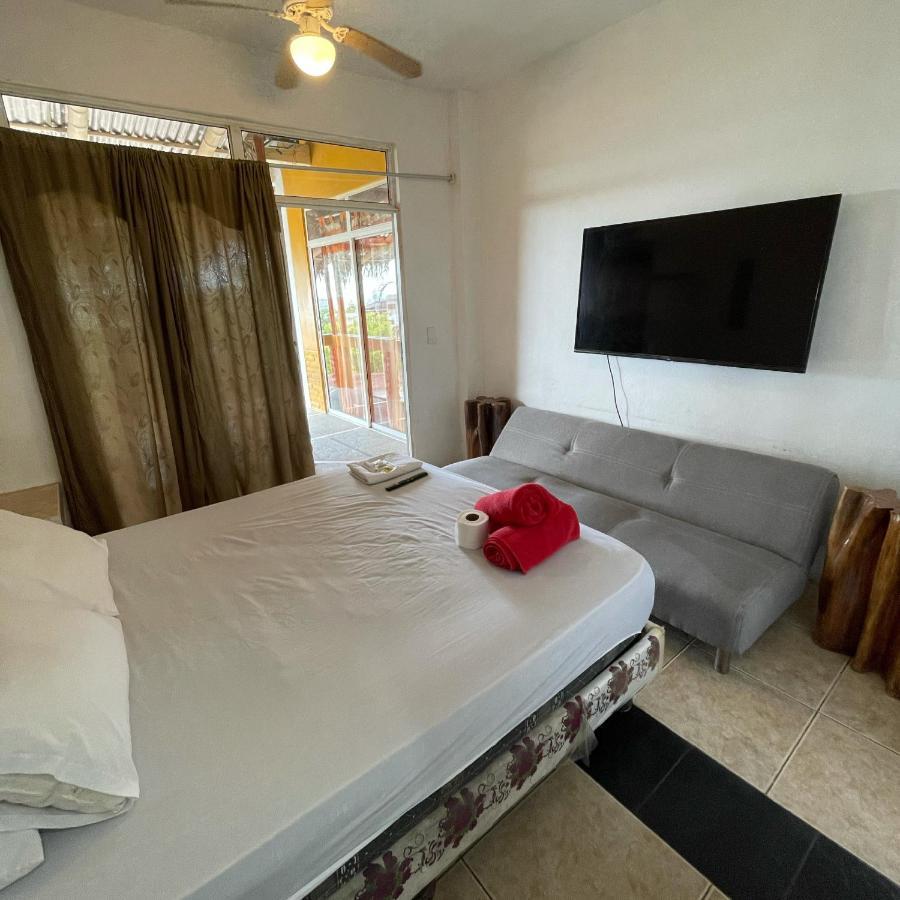 Kiwi Suites Hostel Montañita Extérieur photo