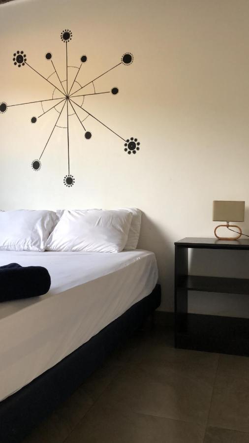 Kiwi Suites Hostel Montañita Extérieur photo